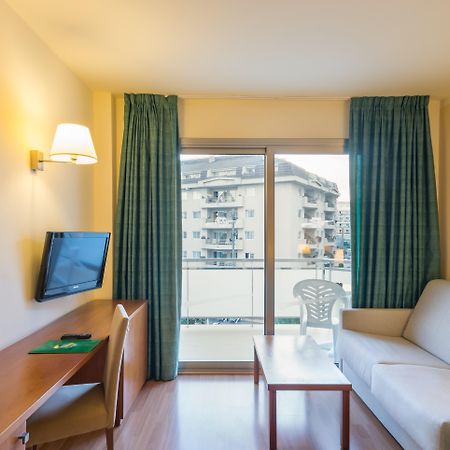 Отель Dwo Sirius - Adults Only Санта-Сусанна Экстерьер фото