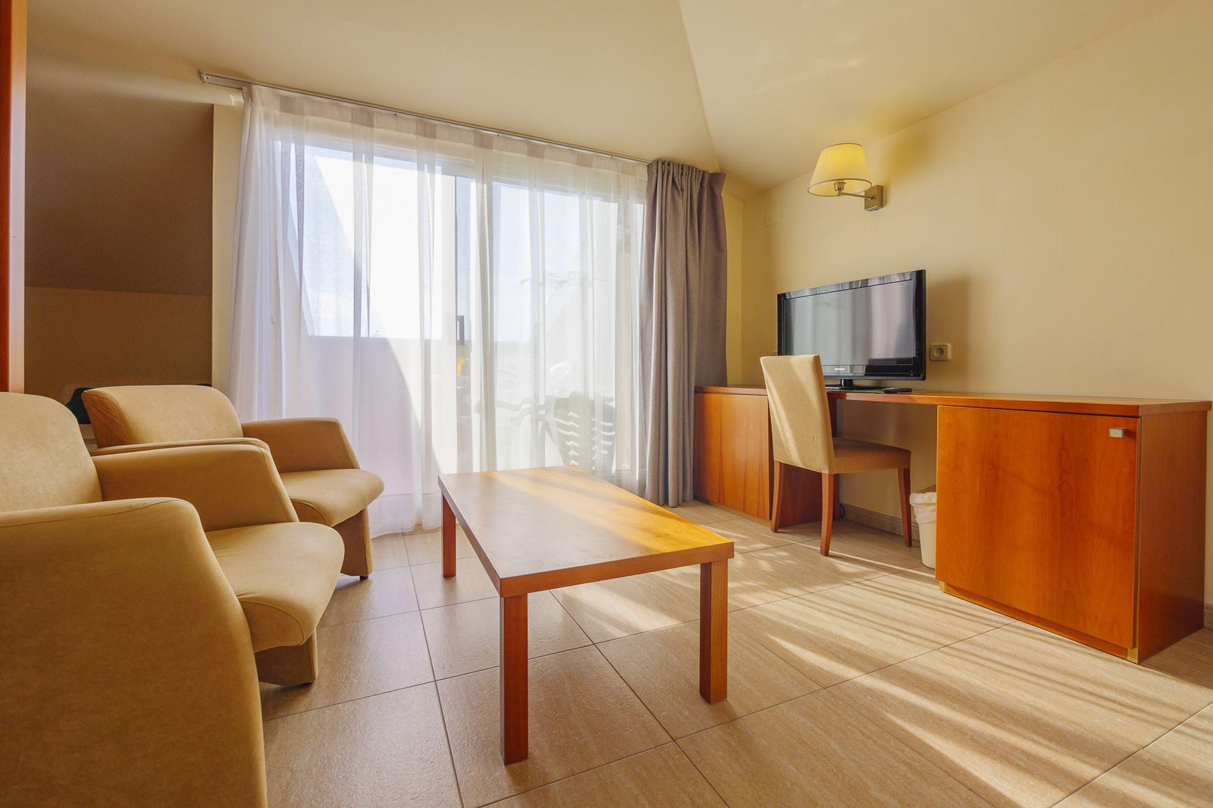 Отель Dwo Sirius - Adults Only Санта-Сусанна Экстерьер фото