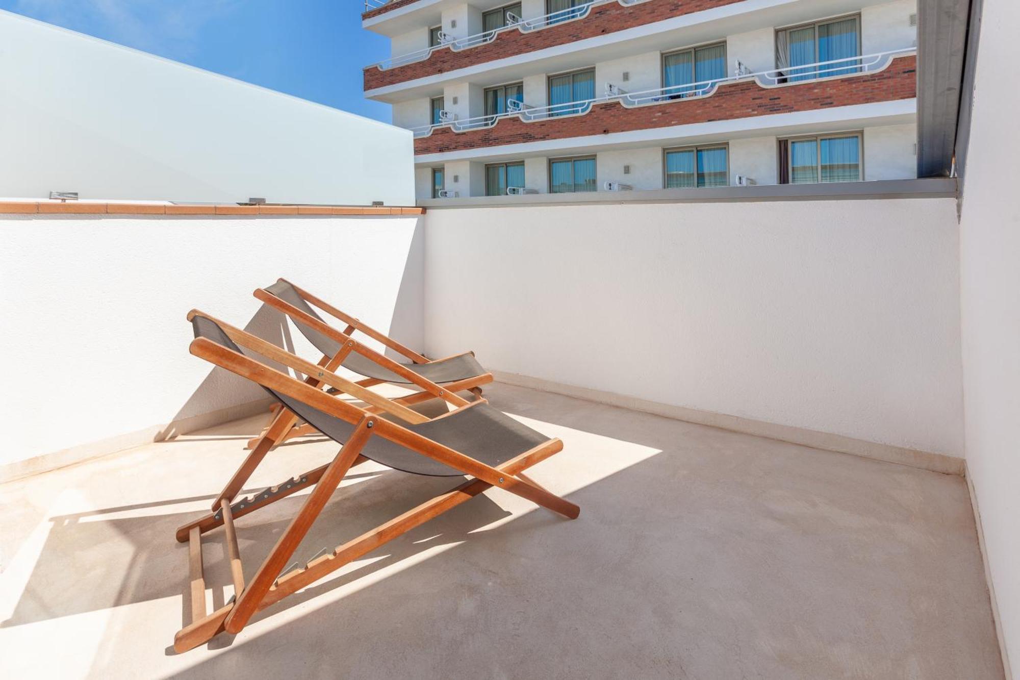 Отель Dwo Sirius - Adults Only Санта-Сусанна Экстерьер фото